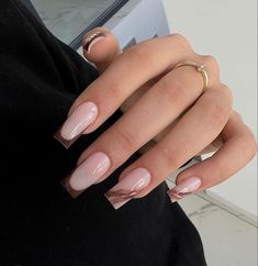 Tapered Square Fall Acrylic Nails, Fall 2023 Acrylic Nails, Nails For Party Night, Nude Baddie Nails Short, Unghie Sfumate, Nagel Tips