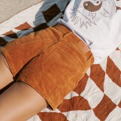 Women's corduroy shorts. Inspired by epic vintage surf shorts. 100% cotton. Summer Outfits Athletic, Alt Summer Outfits, Outfits Men Summer, Outfits Aesthetic Summer, Vintage Summer Outfits, Aesthetic Summer Outfits, Summer Outfits Y2k, Summer Outfits Black Woman, Summer Outfits Aesthetic