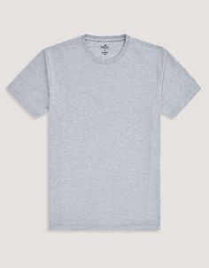 Upgrade your everyday wardrobe with a basic grey tee. Crafted from 100% cotton, this everyday tee delivers superior comfort and breathability, perfect for all-day wear. The perfect fit complements all physiques, while the soft fabric finish provides a super smooth feel against your skin. The round neck keeps you looking polished even when you are dressed casually. Pair it with Brian Oak's denim for a casual look or chinos for a smart look. 100% Cotton Smart Fit Soft Fabric Finish Ribbed Crew Nec Grey Plain, Polo Fashion, Smart Fit, Check Shirts, Polo Design, Maroon Shirts, Plain T Shirt, Grey Crewneck, Plain Tees