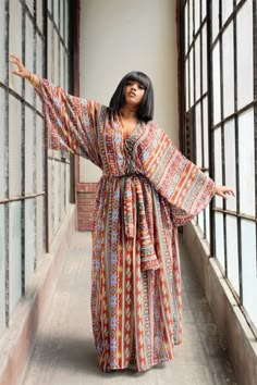 Kimono Style Dress, Curvy Fashionista, Aichi, Face Reference, African Design Dresses, African Print Fashion, Petite Women, African Fashion Dresses