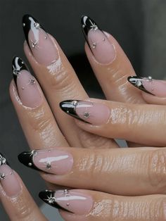 Black  Collar    Color Nails,3D Nails Embellished   Beauty Tools Black Silver Nails, Black Almond Nails, Hoco Nails, French Tip Nail Designs, Almond Nails Designs, Almond Acrylic Nails, Silver Nails, Prom Nails, Fire Nails