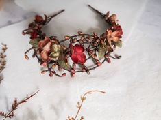 This rustic woodland crown features woven twiggy branches with velvet hydrangea is copper beige, sage green, and deep red. -- flexible metal headband -- one size fits all -- handmade with ♡ by me -- leaves my studio in 3-5 days shop www.gardensofwhimsy.com | social media @gardensofwhimsy Boho Hair Crown, Twig Crown, Woodland Crafts, Fall Hair Accessories, Woodland Crown, Diy Woodland, Autumn Hair Accessories, Autumn Hair, Flower Tiara