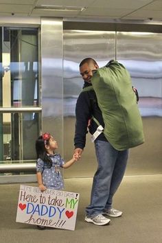 Welcome Home Signs Airport Brother, Welcome Home Signs Diy Poster Airport, Deployment Homecoming Signs My Husband, Welcome Home Military Signs, Welcome Back Home, Military Baby