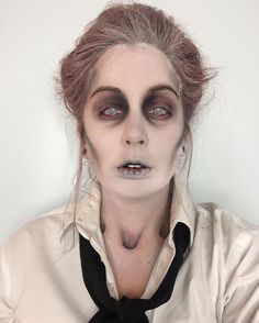 Addams Family Makeup, Ghoul Makeup, Corpse Makeup, Face Paint Halloween, Victorian Ghost, Ghost Makeup, Halloween Makeup Witch, Addams Family Musical, Paint Halloween