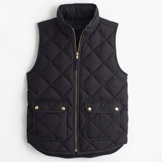 WHITE Women's J. Crew vest Brand new Women's petite Small puffer vest, got for Christmas NEVER WORN J. Crew Jackets & Coats Vests Fall Fashion Staples, Patagonia Pullover, Quilted Puffer Vest, Bean Boots, Black Vest, Quilted Vest, Vest Outfits, Down Vest