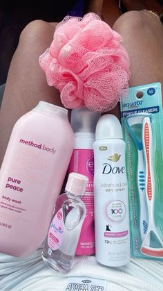 Girly Hygiene Products, Hygiene Products Aesthetic, Bodycare Aesthetic, Back To University, Haut Routine, Hygiene Care, Body Hygiene, Perfect Skin Care Routine