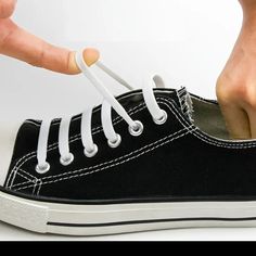 1 Pack Creative No-Tie Shoelaces - Lazy Man's Dream Come True. Available Orange Zapatillas All Star, Elastic Shoe Laces, All Star Shoes, Fashion Creative, Tie Shoelaces, Black White Fashion, Tie Shoes, Dream Come True, Chuck Taylor All Star