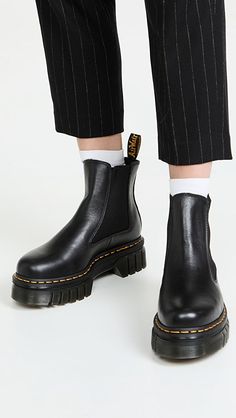 Dr Martin Chelsea Boots Outfit Women, Dr Martens Audrick Chelsea Outfit, Dr Martens Audrick Outfits, Chelsea Dr Martens Outfit, Dr Martin Chelsea Boots Outfit, Doc Martens Audrick, Styling Docs, Audrick Chelsea Boots, Chunky Chelsea Boots Outfit