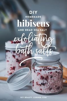 21 Best DIY Homemade Floral Bath Salts Recipes Holiday Bath Salts, Bath Salts Packaging Ideas, Bath Salts Diy Recipes, Bath Salts Gift, Bath Kit