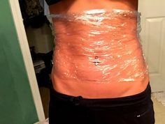 DIY Body Wrap Recipe: Tightens loose skin from after pregnancy! Diy Body Wrap Recipe, Body Wraps Recipe, Diy Body Wrap, Skin Tightening Stomach, Body After Baby, Skin Tightening Cream, Skin Tightening Face, Tighten Loose Skin, Wrap Recipe