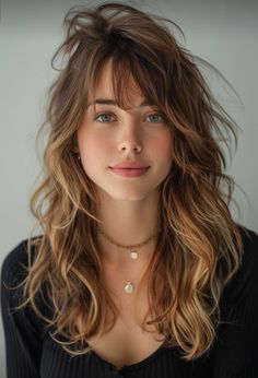 Ingenue Haircut, Natural Wavy Medium Length Hair, Bangs With Long Curly Hair, Shaggy Hair Ondulado, Hair Styles Ponytails, Brown Hair Fair Skin, Hair Curtain, Bangs Wavy Hair, Mom Hair