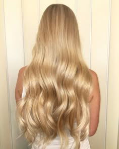 Hairstyle Guide, Perfect Blonde Hair, Summer Blonde Hair, Summer Blonde, Golden Blonde Hair, Hair Guide, Blonde Hair Inspiration, Unique Hair, Hair Shades