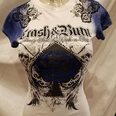 Crash And Burn Ash White Short Sleeves Embellished T Shirt. Rhinestones Design. Brand New With Tag Regular Price $58.00 Crash And Burn, Rhinestone Shirts, 2000s Fashion Outfits, Cute Boots, Cute Jeans, Festival Looks, Rhinestone Designs, Cute Everyday Outfits, 2000s Fashion