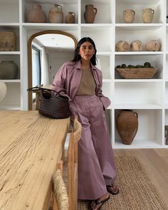 Monikh (@monikh) • Instagram photos and videos Monikh Dale Style, Sandals Aesthetic, Greenwich Ct, Minimalist Chic, May 7, Outfits Casuales, Fitness Inspo