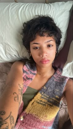 Mrs Bella, Curly Pixie Haircuts, Really Short Hair, Curly Pixie Cuts, Curly Pixie, Penteado Cabelo Curto, Cut My Hair, Short Haircuts, Aesthetic Hair