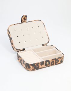 Step up your jewellery game with this stylish leopard print PU leather case. Perfect for keeping your precious pieces organized and protected. Material: Pu Leather Dimensions: Length 16 cm x Width 12 cm x Height 5 cm | Lovisa Leopard Print PU Leather Rectangle Jewellery Case Jewelry Case, Jewellery Boxes, Leather Case, Step Up, Pu Leather, Leopard Print, Jewelry Accessories, Chain, Leather