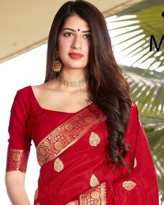 Fancy Sarees With Price, Princess Cut Blouse Design, Saree Wearing Styles, Sari Design, Simple Saree Designs, Indian Fashion Trends, New Saree Blouse Designs, Fashionable Saree Blouse Designs, Indian Fashion Saree