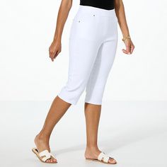 Antthony Executive Stretch Pull-On Bermuda Short  The most beautiful thing a woman can wear is confidence, but this figure-flattering, pull-on Bermuda short from Antthony just may be a close second. Designed in his oh-so-soft executive stretch knit fabrication, the comfy casual-chic everyday design will be your grab-and-go option for all of your weekend excursions. Bermuda Short, Urban Looks, The Comfy, Crochet Trim, Comfy Casual, Short Pants, Chambray, Bermuda Shorts, Casual Chic