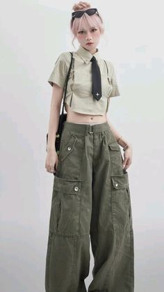 Y2k Cargo Pants Outfit, Casual Poses Reference, Y2k Fashion Pants, Speed Up Songs, Trending Streetwear, 2000s Japanese Fashion, Clothing Summer