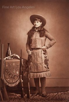 Wild West Show, Annie Oakley, Wilde Westen, Buffalo Bill, Vintage Cowgirl, Cabinet Card, Wild Woman, American West, Cowboy And Cowgirl