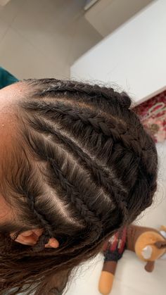 Tiny Dutch Braids, Hair Wrap Designs Ideas, Small Dutch Braids, Curly Hair Hairstyles For School, Mexico Braids, Beach Braids, Curly Hair Hairstyles, Greasy Hair, Bangs Hairstyles