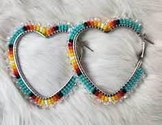 Authentic Native American Handmade  Earrings are 2 inches edged with Swarovski crystals  item comes with a box and a free gift 🎁 Bead Inspiration, Bead Loom Designs, Earrings Patterns