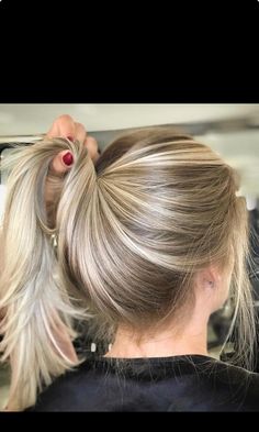 Blonde Hair Tips, Fall Blonde Hair Color, Blonde Hair Goals, Beige Blonde Hair, Hollywood Hair, Light Blonde Hair, Balayage Blonde