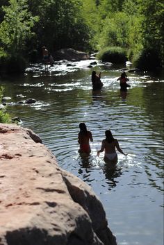 Cliff jumping in the creek and swimming Playing In The Creek Aesthetic, Swimming Nature, Hanging Out With Friends, River Pictures, Lake Days