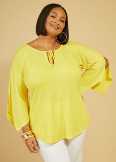 Draw eyes to you in our stretch-knit tunic with its drawstring neckline that allows for more (or less) drama! Cutouts are punctured into the dramatic sleeves for slivers for skin. Tops For Plus Size Women, Tops For Plus Size, Plus Size Summer Tops, Plus Size Party, Dramatic Sleeves, Tunics Online, Plus Size Trendy, Draw Eyes, Drawstring Neckline