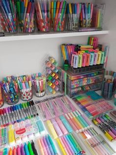 Kawaii Cool Markers, Study Makeup, Stationery Pal, Stationary Organization, Art Supplies Storage