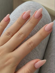 Trends Nails, Boho Nails, Mens Nails, Minimal Nails, Casual Nails, Blush Nails, Cute Gel Nails, Soft Nails, Short Acrylic Nails Designs