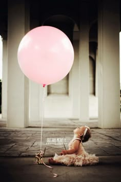 Photo Bb, Birthday Balloons Pictures, Baby Birthday Photoshoot, Balloons Photography, 1st Birthday Pictures, Balloon Pictures, 1st Birthday Photoshoot, First Birthday Pictures