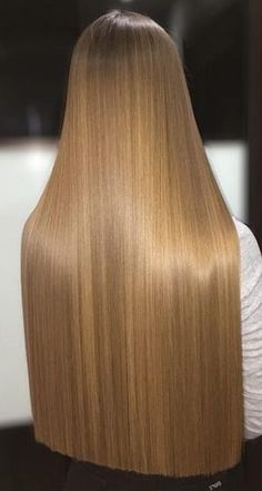 Sunkissed Brunette, Wax Roller, Long Shiny Hair, Hair Color Streaks, Blonde Hair Inspiration, Super Long Hair, Prom Hairstyles, Long Straight Hair