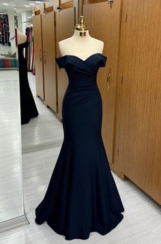 Fabric: Charmeuse; Silhouette: Sheath/Column; Neckline: Off-the-shoulder; Hemline/Train: Floor-Length; Embellishment: Mermaid£» Sleeve: Sleeveless; Waist: Natural; Back Style: Zipper; Built-In Bra: Yes; Shown... Prom Dress Navy Blue, Navy Prom Dress, Prom Dress Navy, Blue Wedding Guest Dresses, Navy Blue Prom Dress, Prom Dress Mermaid, Navy Prom Dresses, Prom Dress Black, Robes Glamour