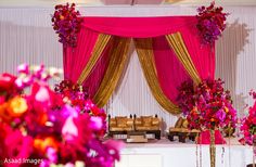 Mantap Decor, Indian Mandap, Indian Wedding Stage, Garden Florida, Magenta Wedding, Indian Wedding Planner, Wedding Planner Binder, Red Wedding Theme