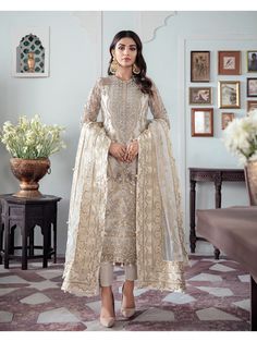 Mehr  Gulaal Meherma 2021 Zara Shahjahan, Nikkah Dress, Pakistani Salwar Kameez, Pakistan Fashion, Party Kleidung, Formal Casual, Desi Fashion