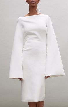 Solace London Resort 2019 White Holiday Outfit, Dress Wardrobe, Solace London, All White Party, White Evening Dress, Heart Fashion, Muslim Fashion Outfits, Daytime Dresses, 2019 Fashion