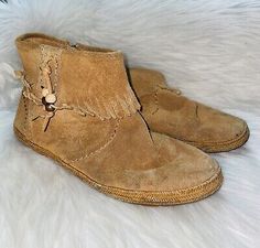 Ugg Australia Moccasins Booties Size 6 Camel Brown Leather Fringe Beads Ankle | eBay Earthing Shoes, Elf Boots, Beaded Ankle, Earth Shoes, Leather Fringe, Winter Shoes, Ugg Australia, Fashion Flats, Boot Shoes Women