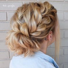 Summer 2023 Hair, Updo Hairstyles For Prom, Work Updo, Braid Buns, Short Hair Updos, Pretty Short Hair, Hairstyles Diy, Braid Updo, Hairstyles For Prom