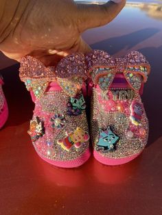 I customize crocs and slides. Men, Women and Kids. Message me your vision and i will make it happen! For men sizes message me Pink Bedazzled Crocs, Customize Crocs, Croc Jibbitz Ideas, Jibbitz Ideas, Heaven Fashion, Bedazzled Stuff, Bedazzled Shoes Diy, Bling Crocs, Rhinestone Accessories