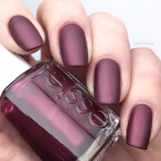 Light Fall, Purple Nail, Red Nail Designs, Super Nails, Round Nails, Essie Nail, Fall Nail, Matte Nails