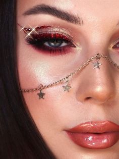 17 Stunning Red New Year's Makeup Ideas for 2024: Welcome the Year with Elegance Red Gem Makeup, Red And Gold Makeup, Black And Red Makeup, Christmas Makeup Looks, Christmas Makeup Ideas, Red Makeup Looks, Gem Makeup, Vampire Bride, Concert Makeup