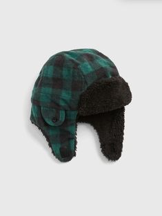 FIRST QUALITY GAP!!! NO OUTLET ITEMS!!!                     Hi, you are bidding on a GAP BOY'S  EVERGREEN GREEN BUFFALO PLAID                    SHERPA TRAPPER HAT SIZE XS/S brand new and never worn.                                                    100% Polyester Machine wash Cozy fleece Soft sherpa lining Ear flaps at sides with hook and loop closure Allover plaid SMOKE FREE, PET FREE HOME!                                                  ORIGINAL RETAIL $29.95 Toddler Cold, Green Buffalo Plaid, Toddler Slippers, Trapper Hat, Trapper Hats, Very Sorry, Popular Color, Cold Weather Accessories, Cold Season