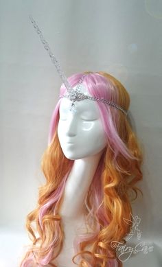 Transparent unicorn horn tiara by FairyCaveShop on Etsy Unicorn Horn Cosplay, Unicorn Miraculous, Diy Unicorn Horn, Robot Unicorn, Lion Witch Wardrobe, Unicorn Horn Headband, I Am A Unicorn