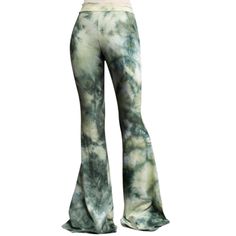 Bell Bottom Yoga Pants, Hippie Costume, Hippie Style Clothing, Bell Bottom Pants, Tie Dye Patterns, Bell Bottom, Thigh Tattoo, Small Waist, Wearing Black