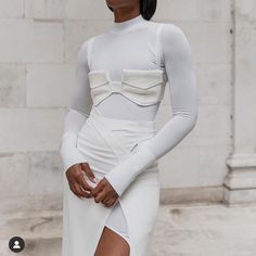 Looks Kind Of Like A Famous Designer Brand But Only At A Fraction Of The Price! The Exact Item You’re Getting Is Featured In The Last 3 Pics. Black Women Fashion, Look At You, Cute Casual Outfits, Minimalist Fashion, Capsule Wardrobe, Fashion Inspo Outfits, Chic Outfits, Dress To Impress, Stylish Outfits