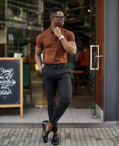 Office Old Money, Outfits For The Office, Loafers Men Outfit, Old Money Fashion, Polo Shirt Outfits, Mens Smart Casual Outfits, Mens Business Casual Outfits, Money Fashion