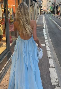 Cold Fashion, A Beautiful Life, Prom Dress Inspiration, Looks Chic, Beautiful Life, Event Dresses, Fancy Dresses, Dream Dress, Guest Dresses