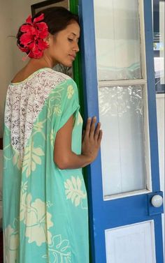 Tongan Dress Patterns, Hawaiian Style Summer Beach Cover-up Dresses, Blue Hawaiian Style Beach Cover-up, Tahitian Dress, Hawaiian Vintage, Ori Tahiti Tahitian Dance, Hawaiian Printed Beach Cover-up Dress, Ori Tahiti, Island Style Clothing