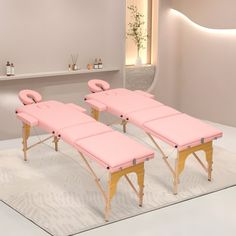 The professional spa massage table is constructed of aluminum alloy base, and a spongy cushion covered by durable faux leather. The spa bed has 2 twisting adjustment knobs on each leg for 8 kinds of different height adjustment. Featuring a detachable headrest with a quick-fix lock, a relaxation hand pallet, winged armrests, and a breathing hole, it tailors to each client's comfort needs. It is easy to set up and close the spa table, you can folded into a portable case with clasp locks and is ver Spa Massage Bed, Spa Table, Spa Bed, Portable Spa, Adjustable Bed Frame, Massage Bed, Massage Table, Beauty Therapy, Inbox Zero